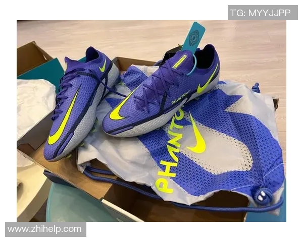 球星商上脚GT2足球鞋展现超强性能与时尚魅力 引领球场新风尚