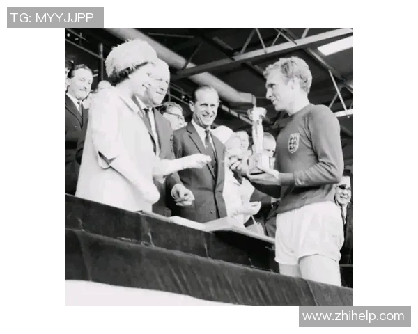 经典足球巨星回顾 从老一辈传奇球员到现代足球天王的辉煌历程